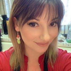 Meet your Posher, Dawn